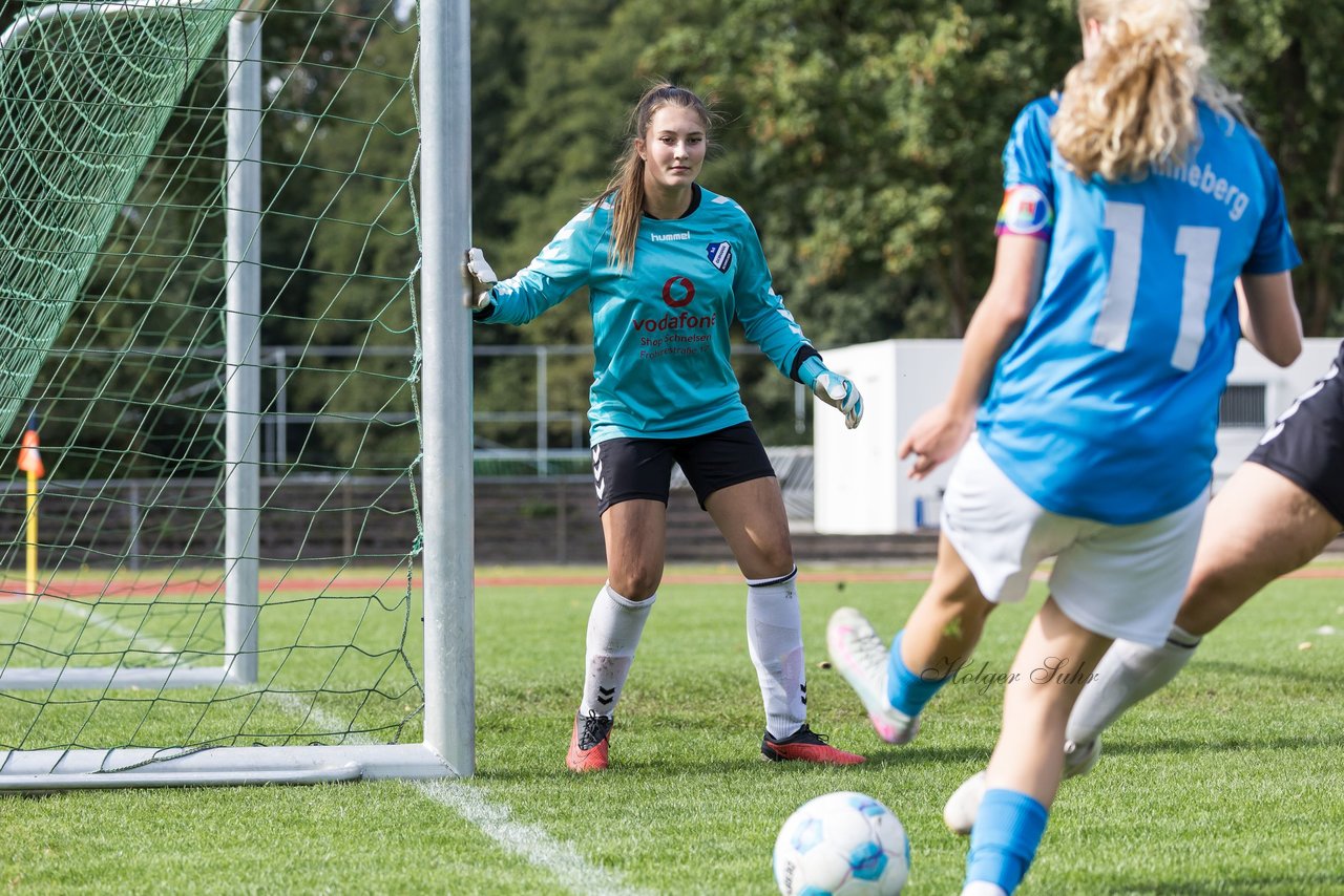 Bild 66 - wBJ VfL Pinneberg - Germania Schnelsen : Ergebnis: 15:1